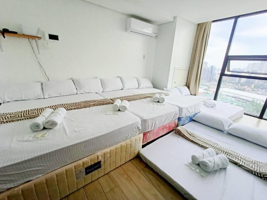 Apartment 1908 Pool Gym Wi-fi With Netflix Near Ayala And It Park