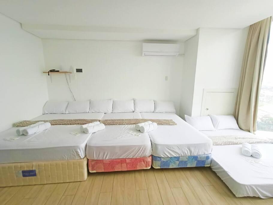 1908 Pool Gym Wi-fi With Netflix Near Ayala And It Park * Cebu