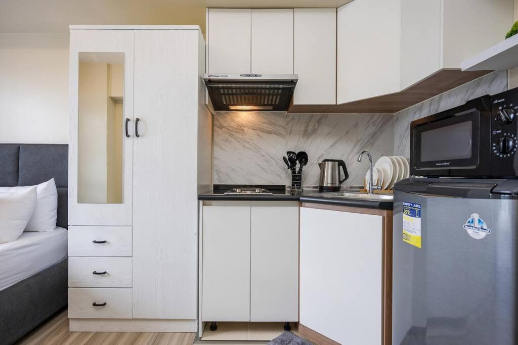 Furnished In Avida Towers Riala, It Park With Wifi, Netflix, Pool And Apartment *