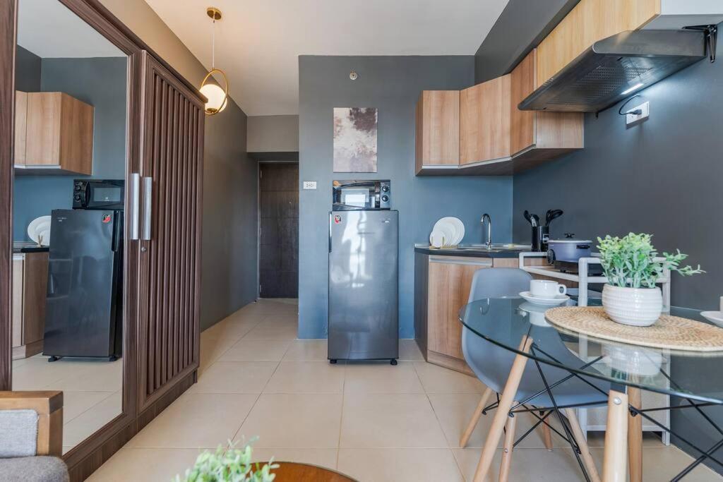 Furnished In Avida Towers Riala, It Park With Amazing View, Fast Wifi, Netflix, Pool And Apartamento Cebu