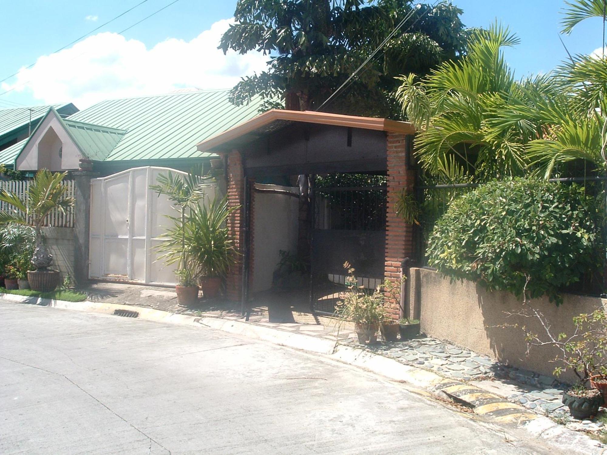 Mactan House * Cebu