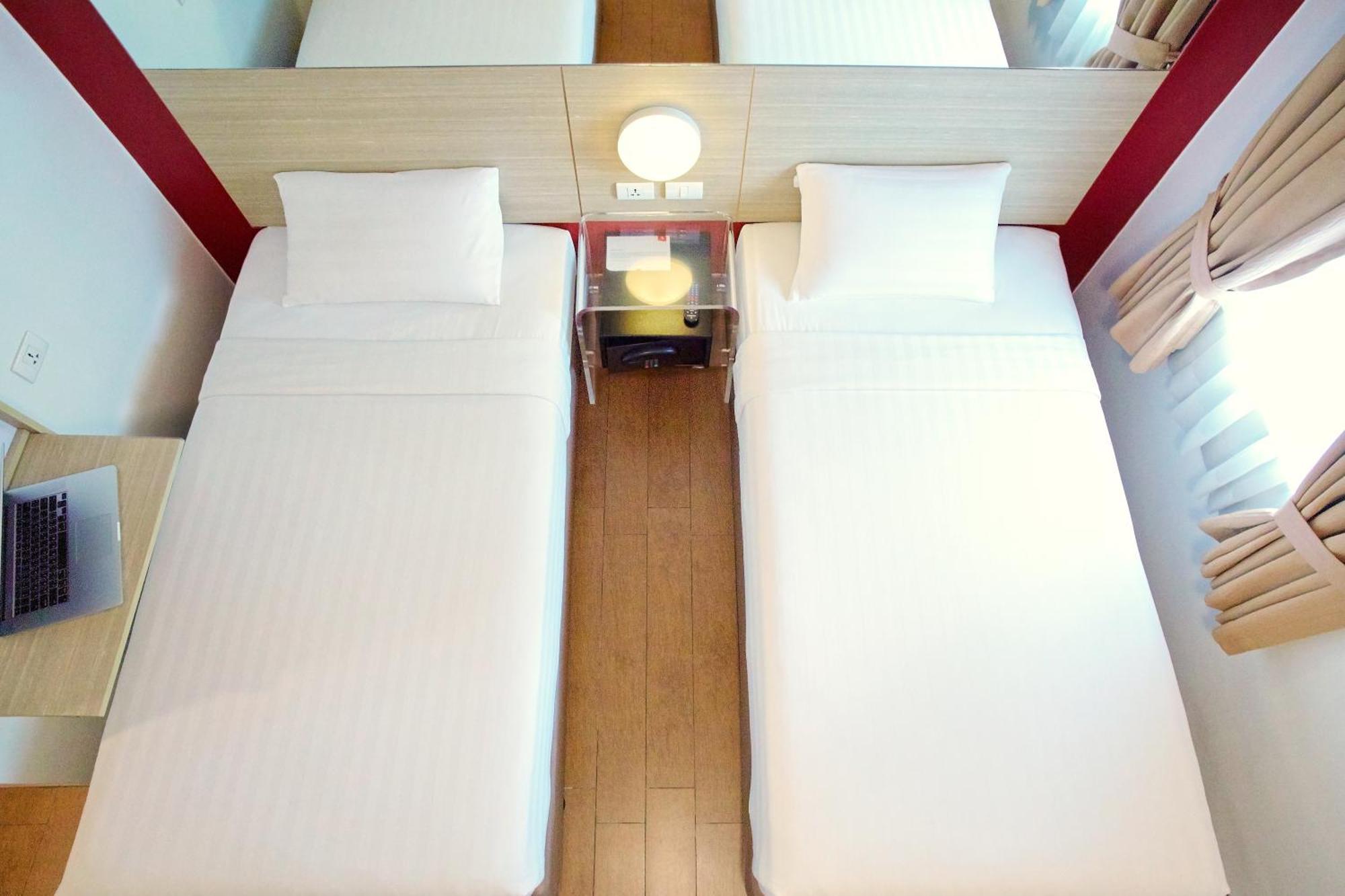 Red Planet Hotel 3*