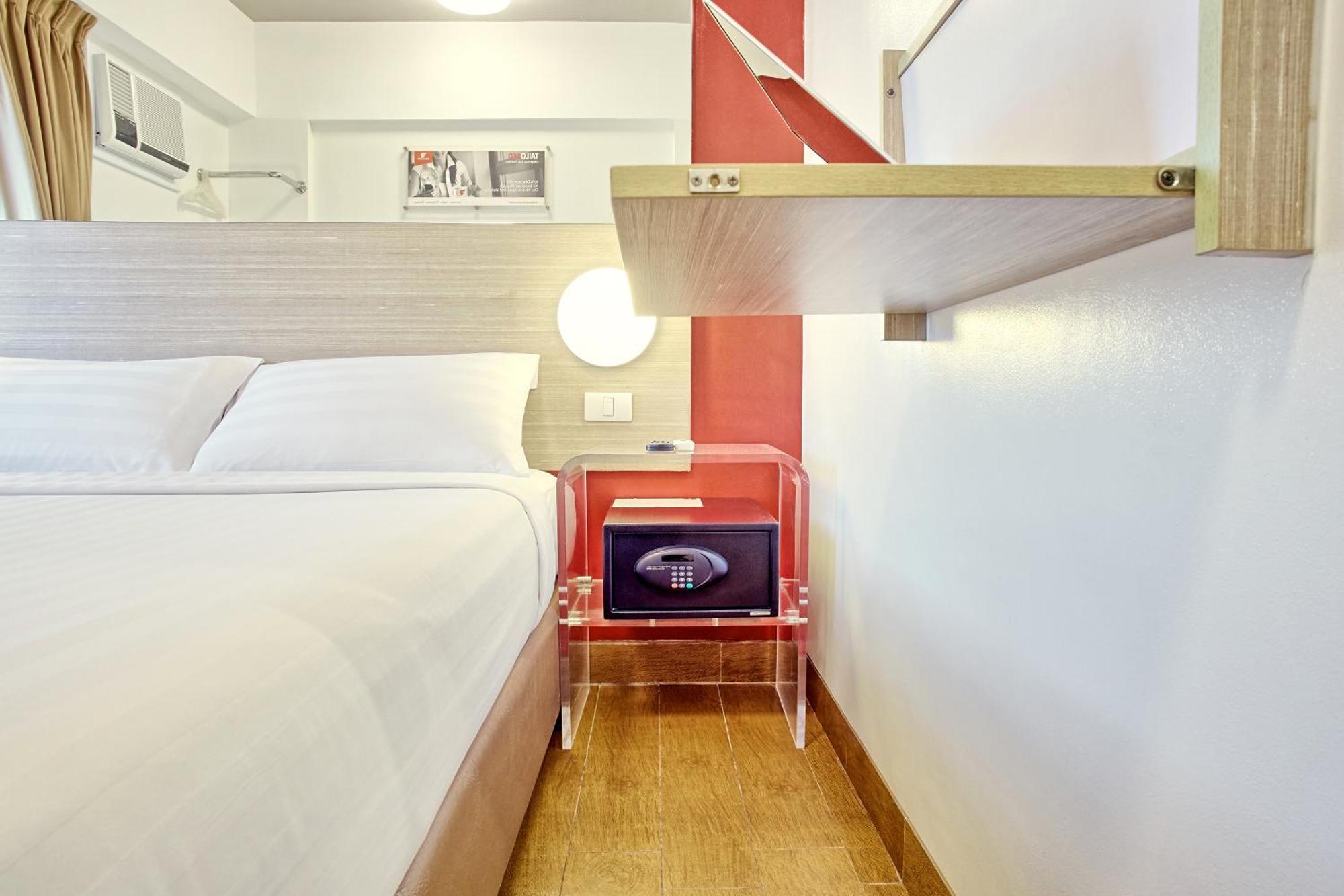 Red Planet Hotel 3*