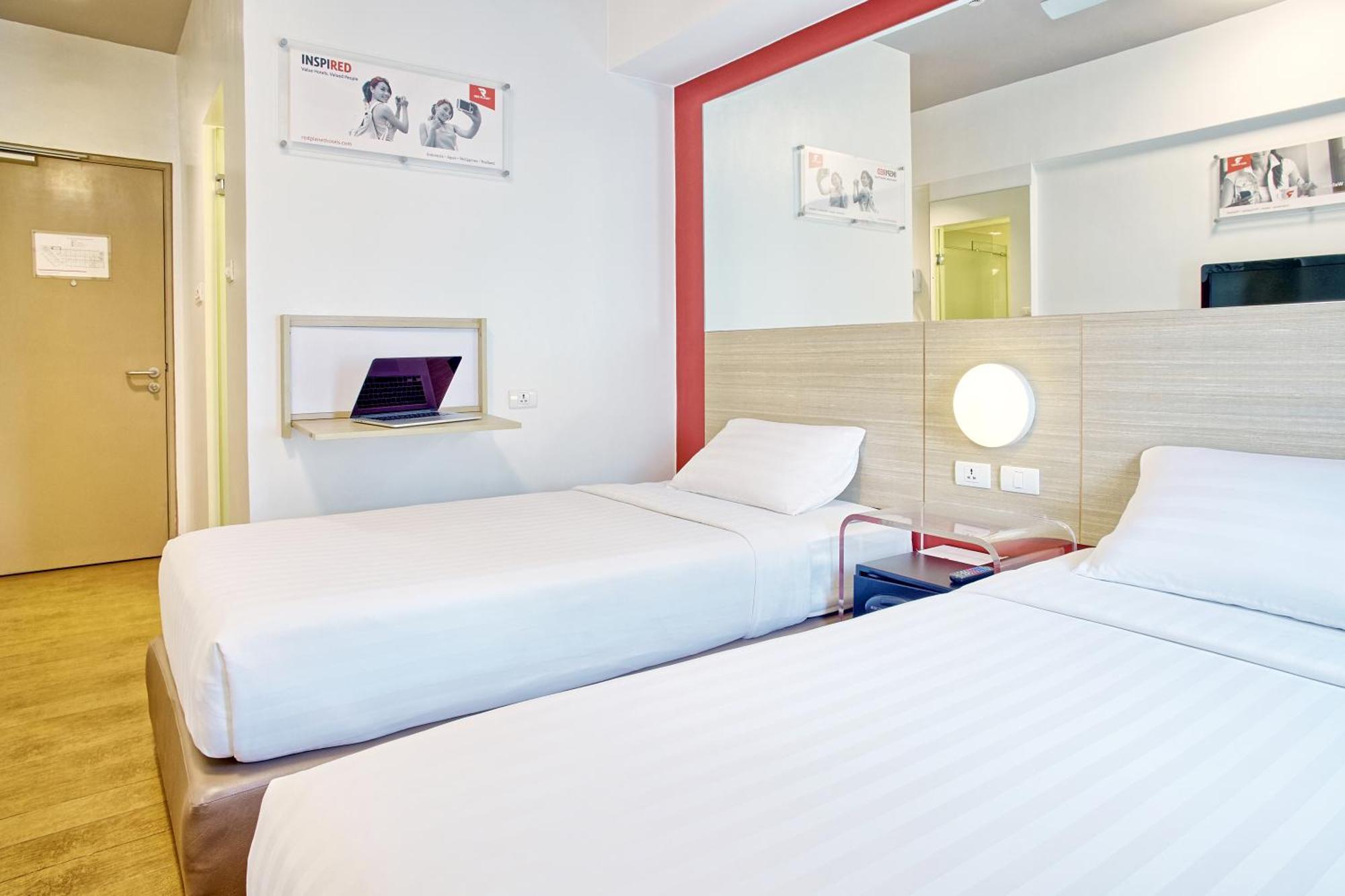 Hotel Red Planet 3*