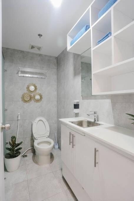 Missy's Place Along Jones Ave, Cebu Apartment