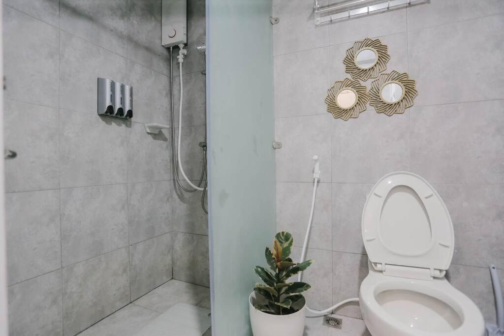 Missy's Place Along Jones Ave, Cebu Apartment