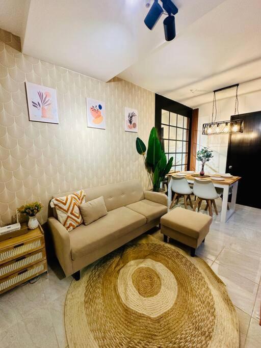 Apartment Happy Nest At La Bella Banilad Mandaue 2 Bedrm Free Wifi 6pax Max *