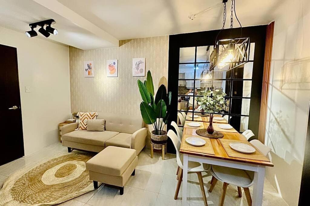 Happy Nest At La Bella Banilad Mandaue 2 Bedrm Free Wifi 6pax Max