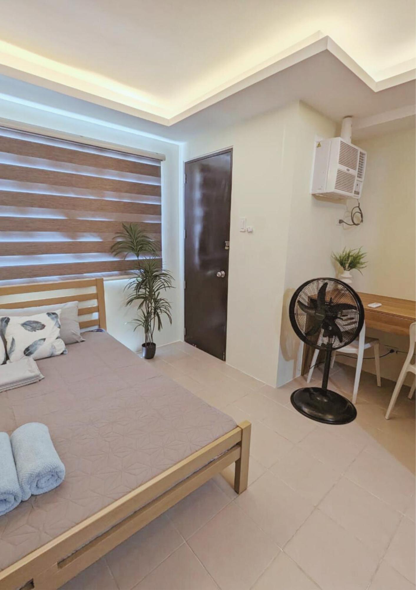 King Bed, Big Kitchen, Fast Wifi, Near Airport Hostel Lapu-Lapu City
