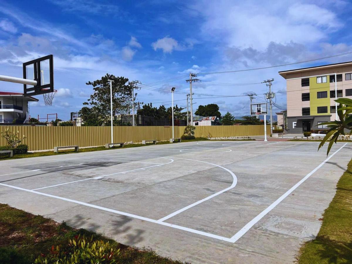 King Bed, Big Kitchen, Fast Wifi, Near Airport * Lapu-Lapu City