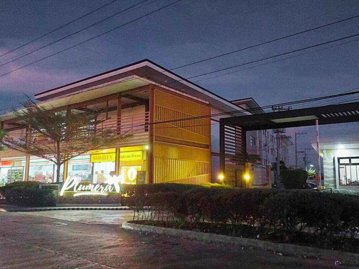 Hostel King Bed, Big Kitchen, Fast Wifi, Near Airport