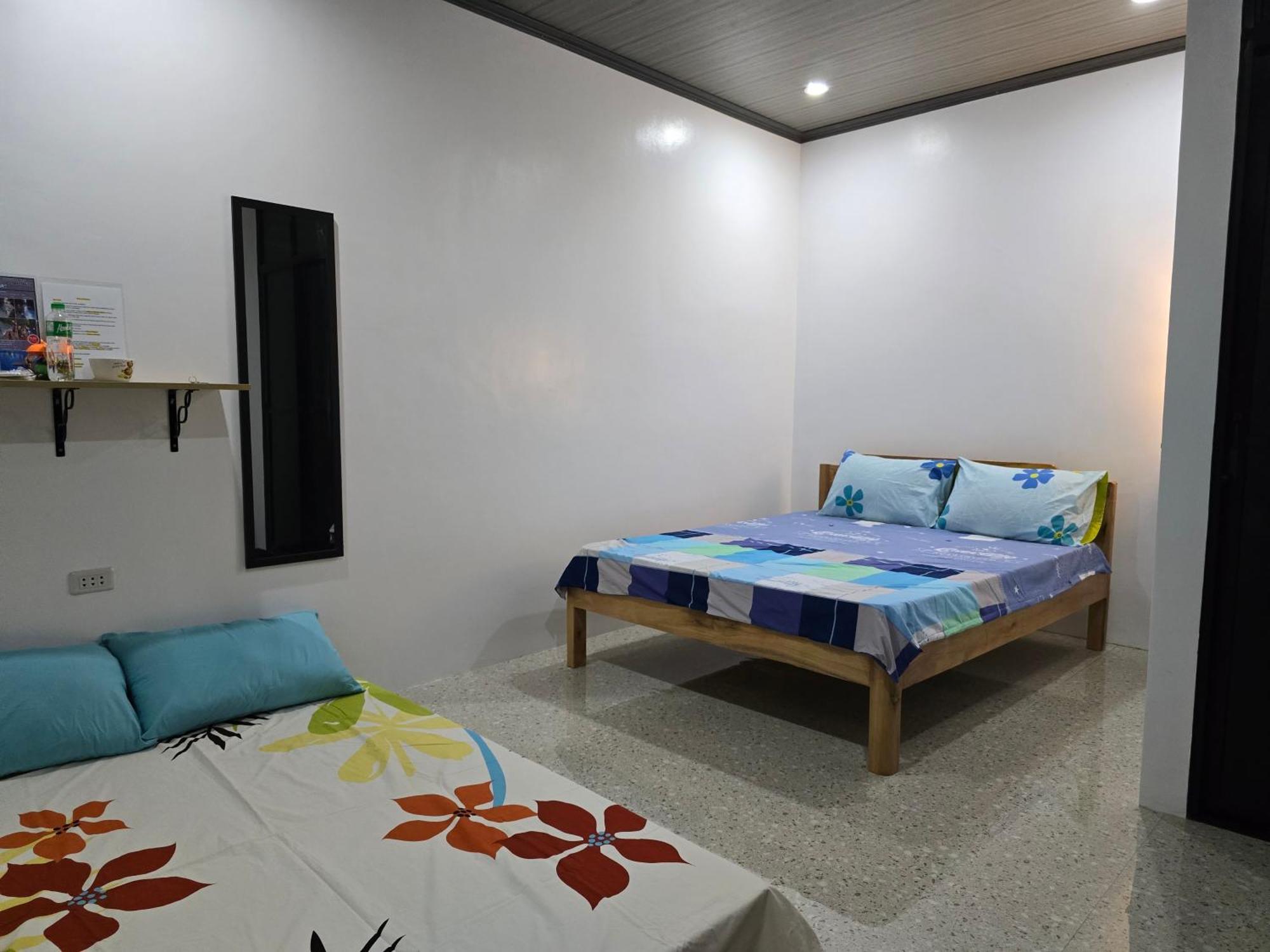 Mollucan Homestay Moalboal