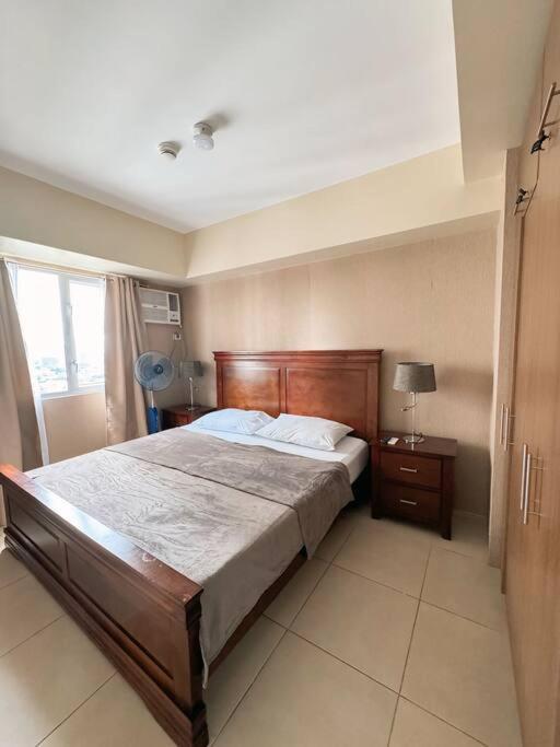 Homey 1 Bedroom, Inside It Park