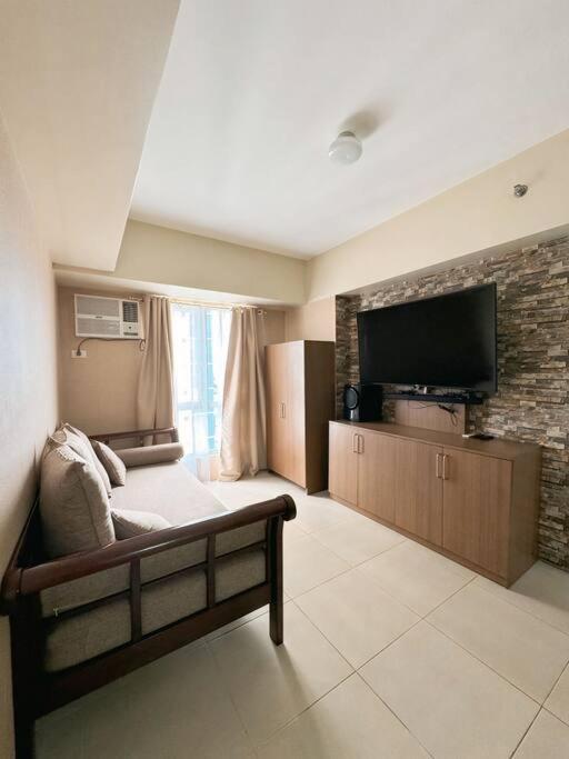 Apartment Homey 1 Bedroom, Inside It Park