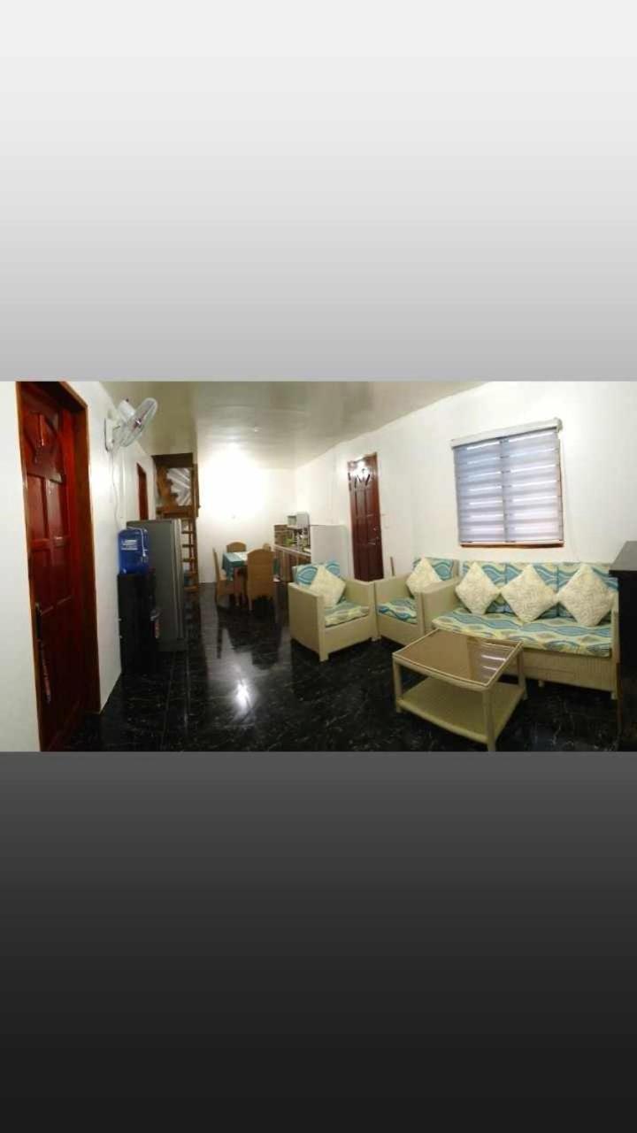 A&c Aquino Bed & Breakfast *