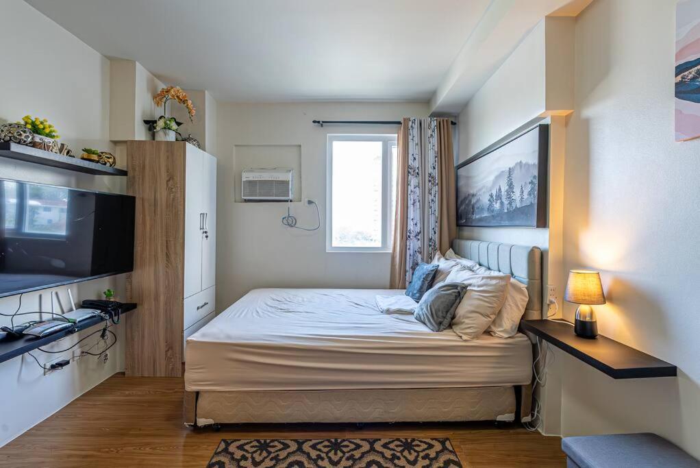 - Wifi Up To 100mbps - Pool - Netflix&chill Apartment
