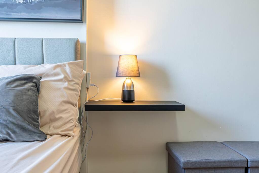 - Wifi Up To 100mbps - Pool - Netflix&chill Apartment *