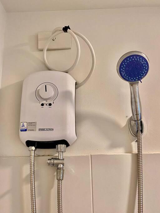 - Wifi Up To 100mbps - Pool - Netflix&chill Apartment *