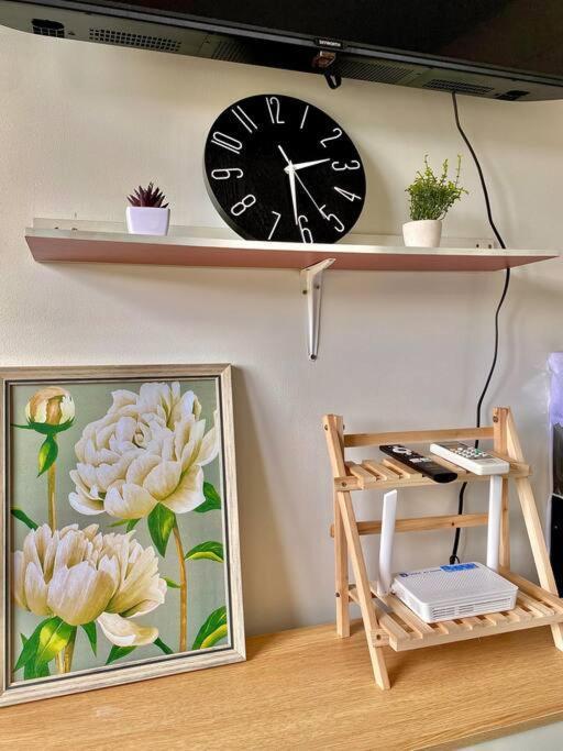 - Wifi Up To 100mbps - Pool - Netflix&chill Apartment Cebu