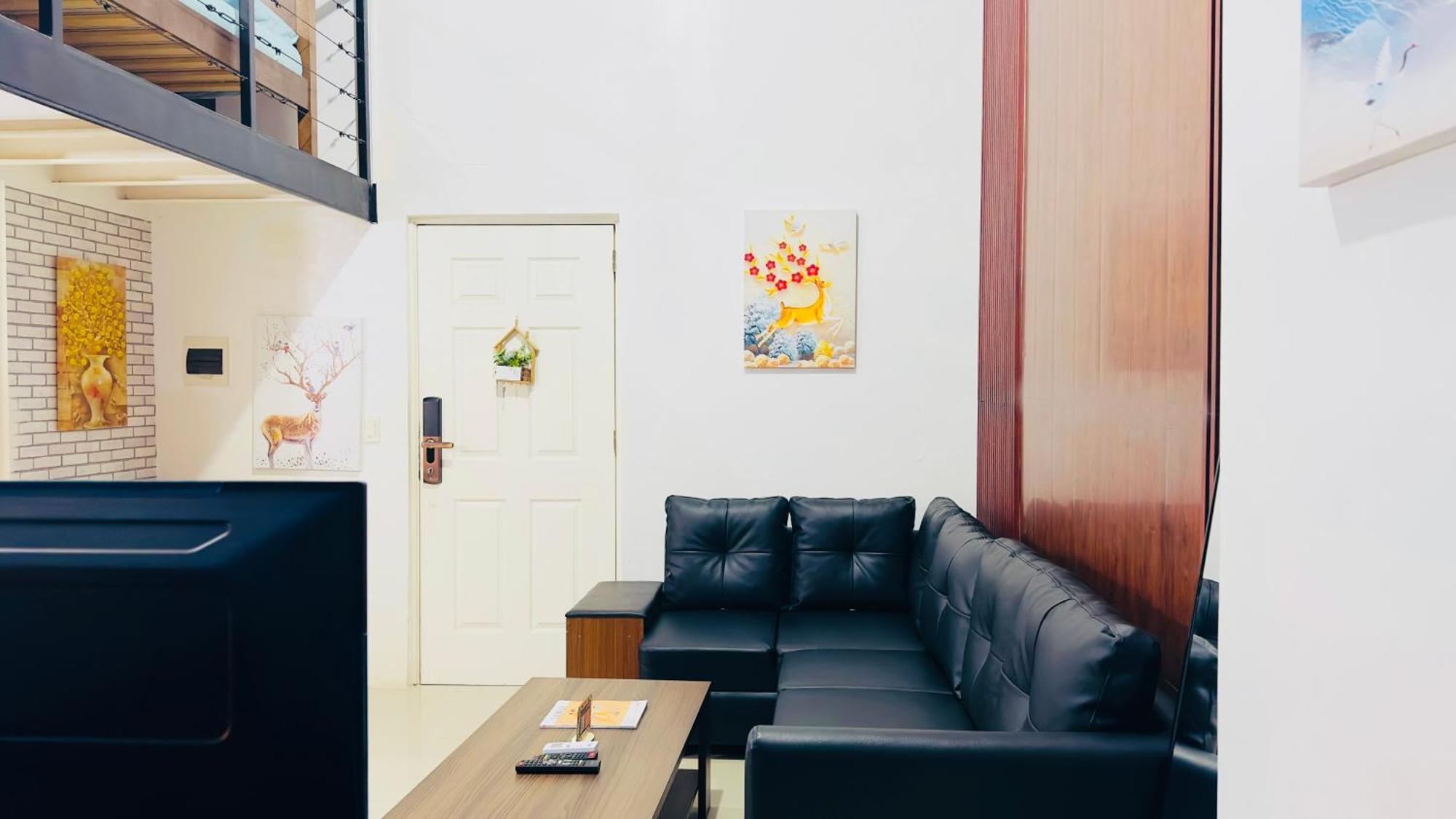 Apartment Special Big Loft Unit W/netflix & Fibreop Internet Cebu