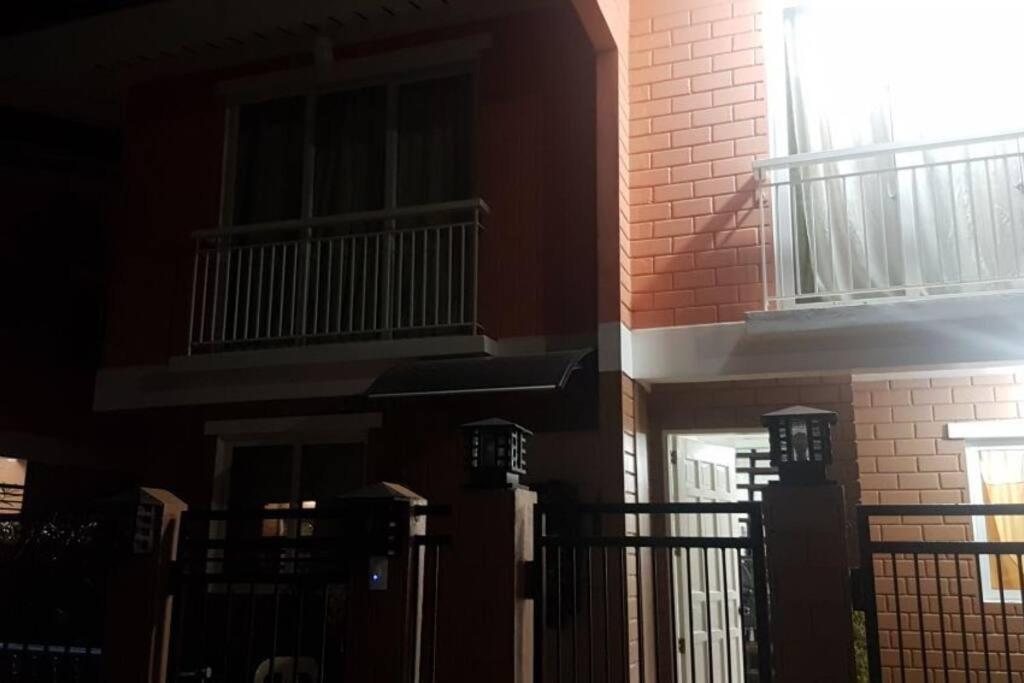 Townhouse In Liloan, Cebu Holiday home *