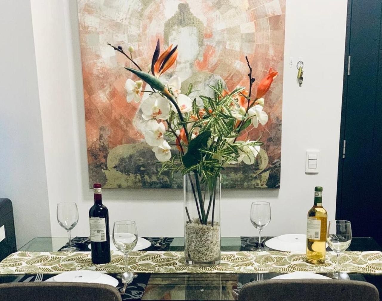 Apartment 2 Bdrms With View Near Ayala