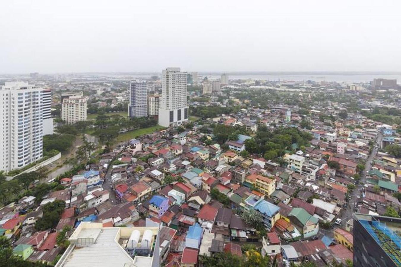 2 Bdrms With View Near Ayala Cebu