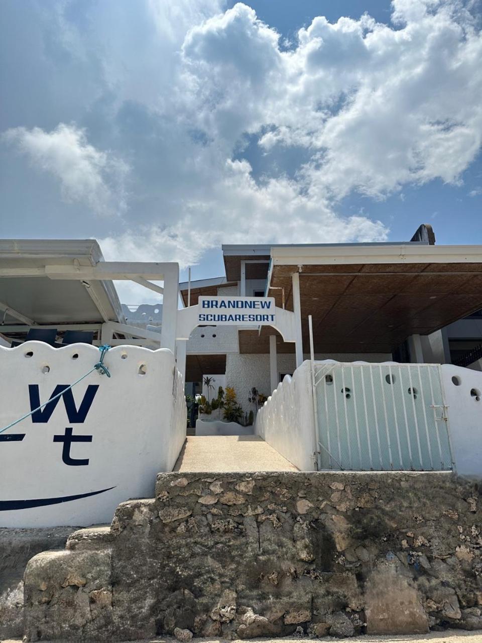 Hotel Brandnew Scuba *