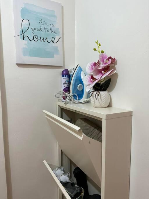 Cozy Trig Place Near Sm Seaside With Wifi Netflix Free Swimming Pool & Parking * Talisay (Cebu)