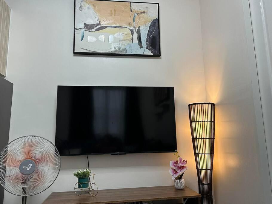 Cozy Trig Place Near Sm Seaside With Wifi Netflix Free Swimming Pool & Parking Talisay (Cebu)