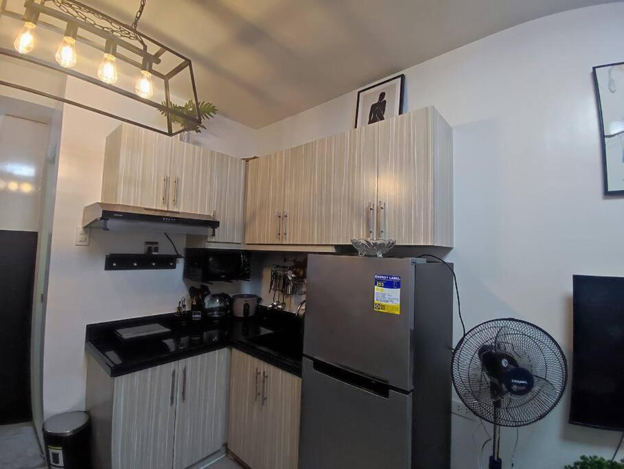 Cozy Trig Place Near Sm Seaside With Wifi Netflix Free Swimming Pool & Parking Talisay (Cebu)