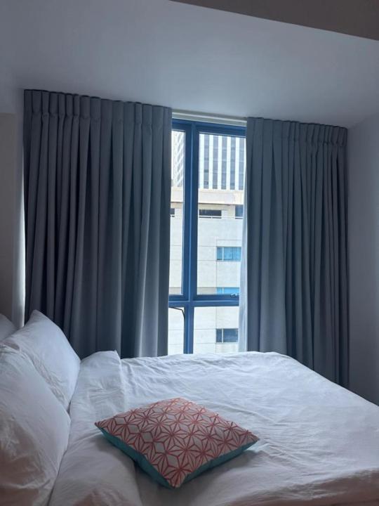 Scandinavian In 38 Park Avenue *