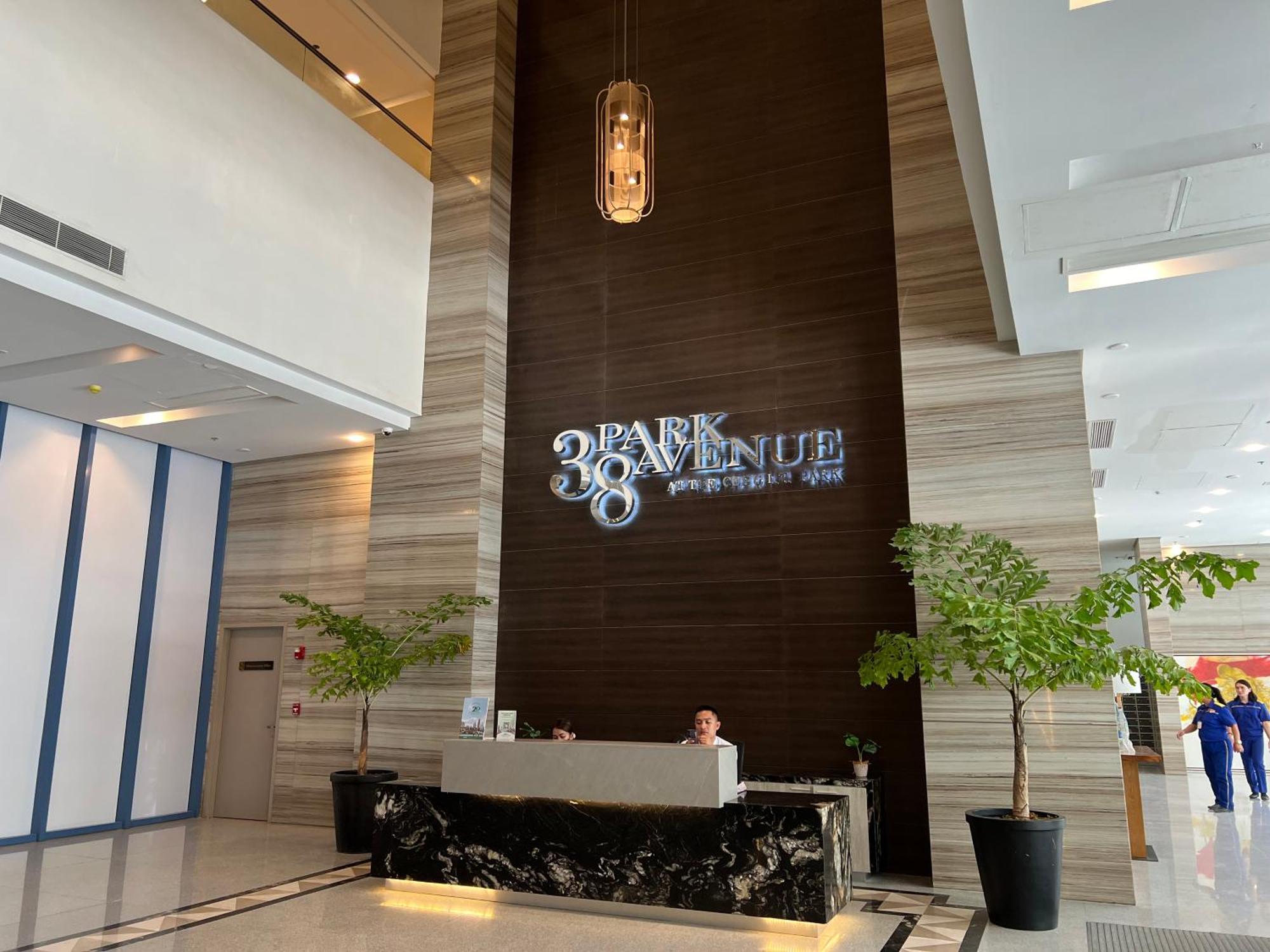 Scandinavian In 38 Park Avenue * Tabok