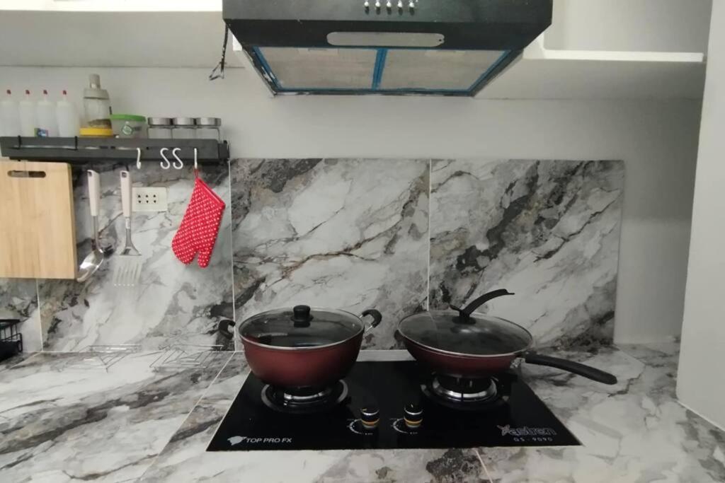Unit2 Spacious 2br Near Sm Seaside Nustar Ocean Park Dynamic Herb Anjo *