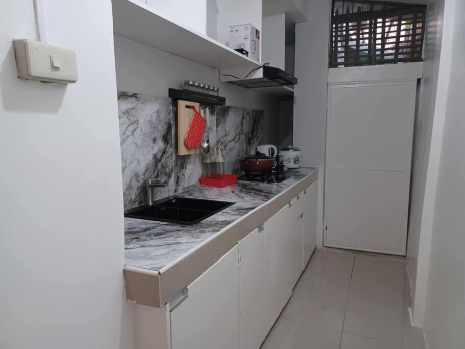 Unit2 Spacious 2br Near Sm Seaside Nustar Ocean Park Dynamic Herb Anjo Apartment Cebu