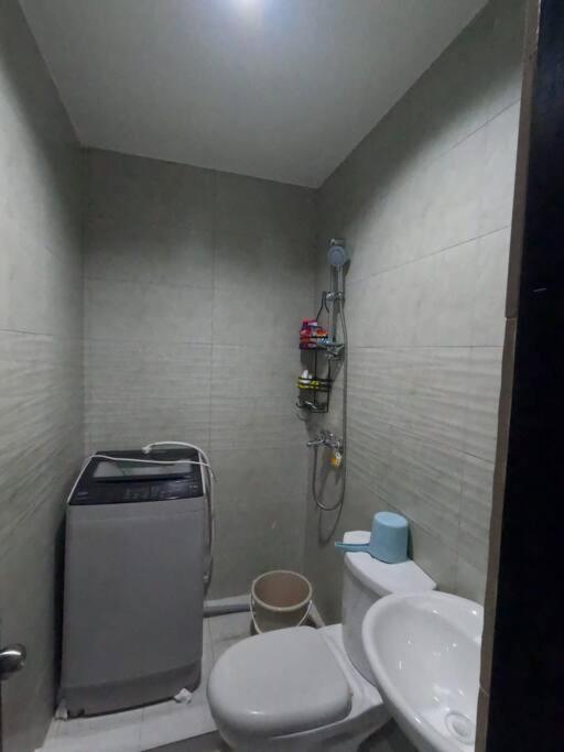 Duplex House For Rent With 3 Bedrooms Good For 6 * Minglanilla