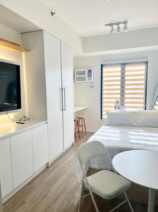 Cebusurestay - The Median Cebu