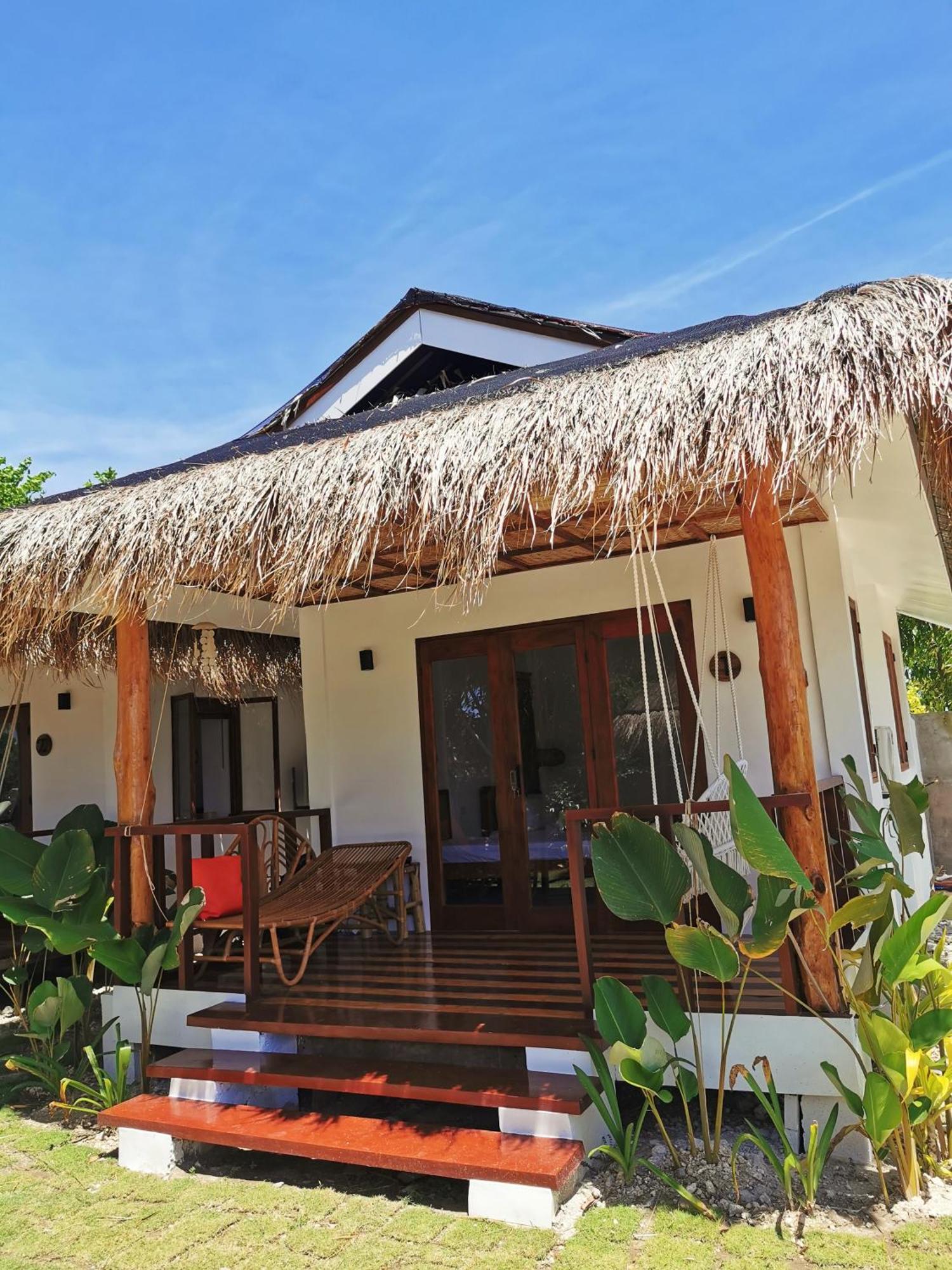 Uzuri Kubo Huts Casa de férias Moalboal