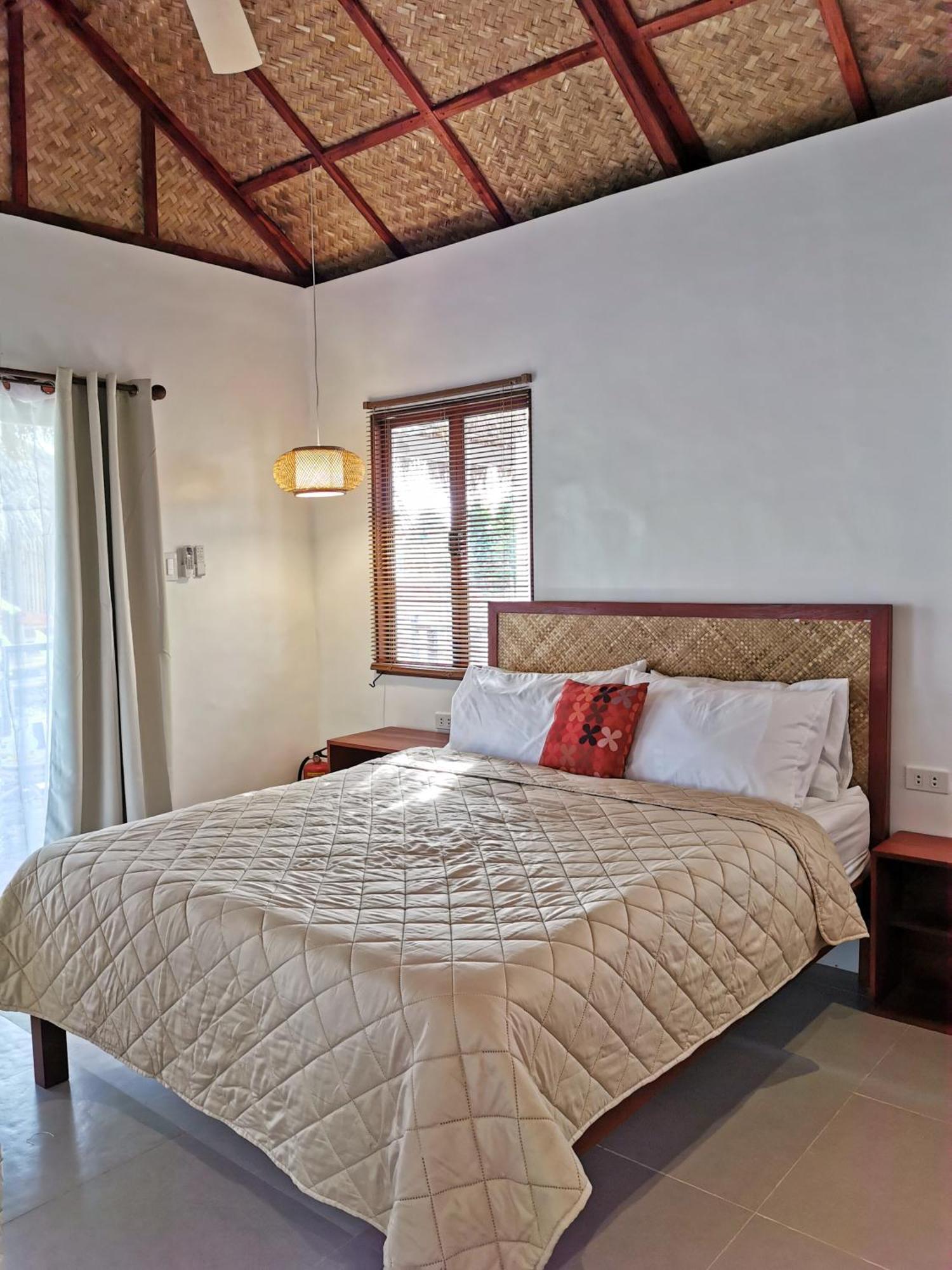 Uzuri Kubo Huts Casa de férias Moalboal
