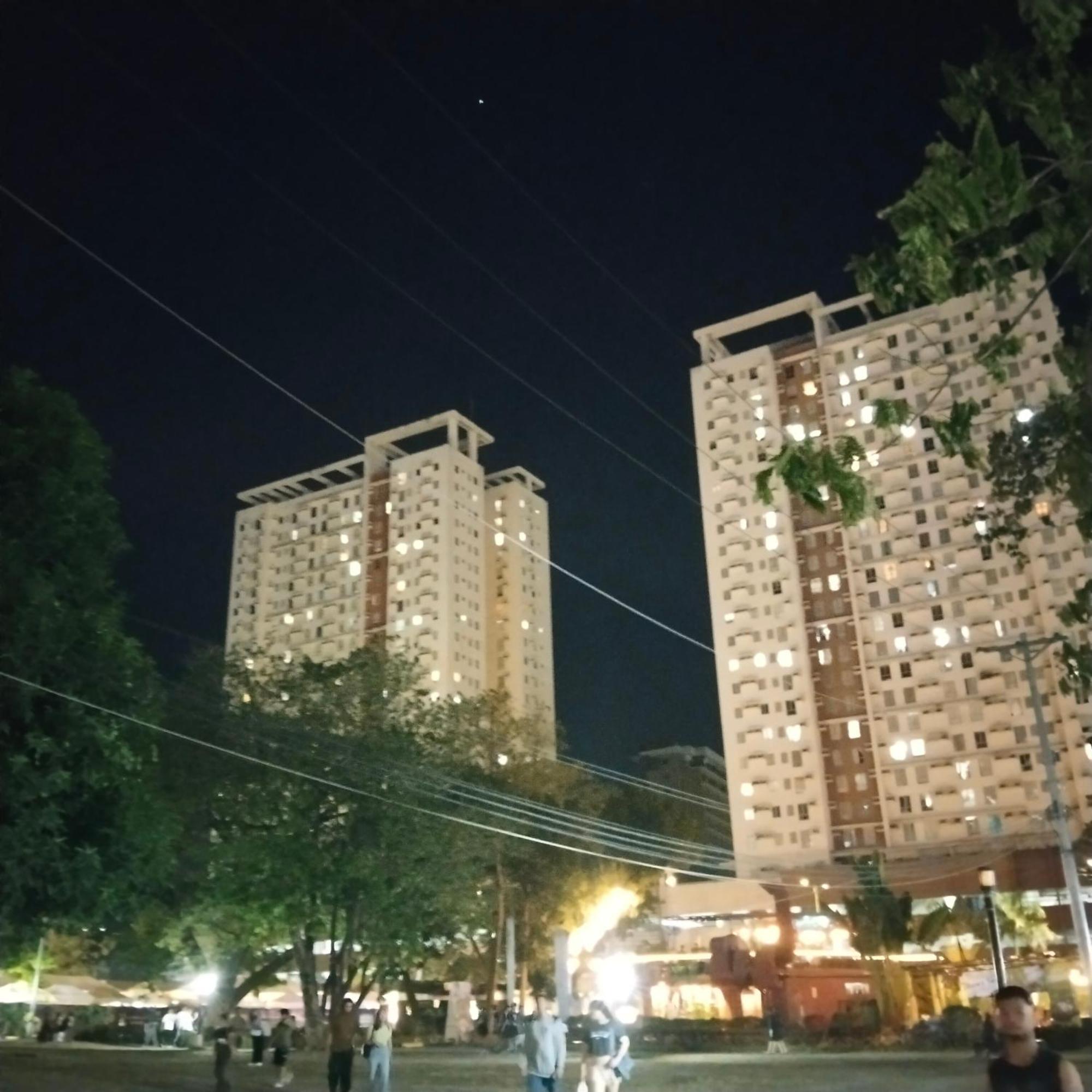 Apartment Hanna's Place In Avida It Park