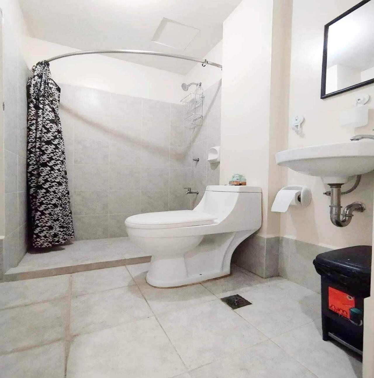 Staycation Unit With Pool Access Mandaue City