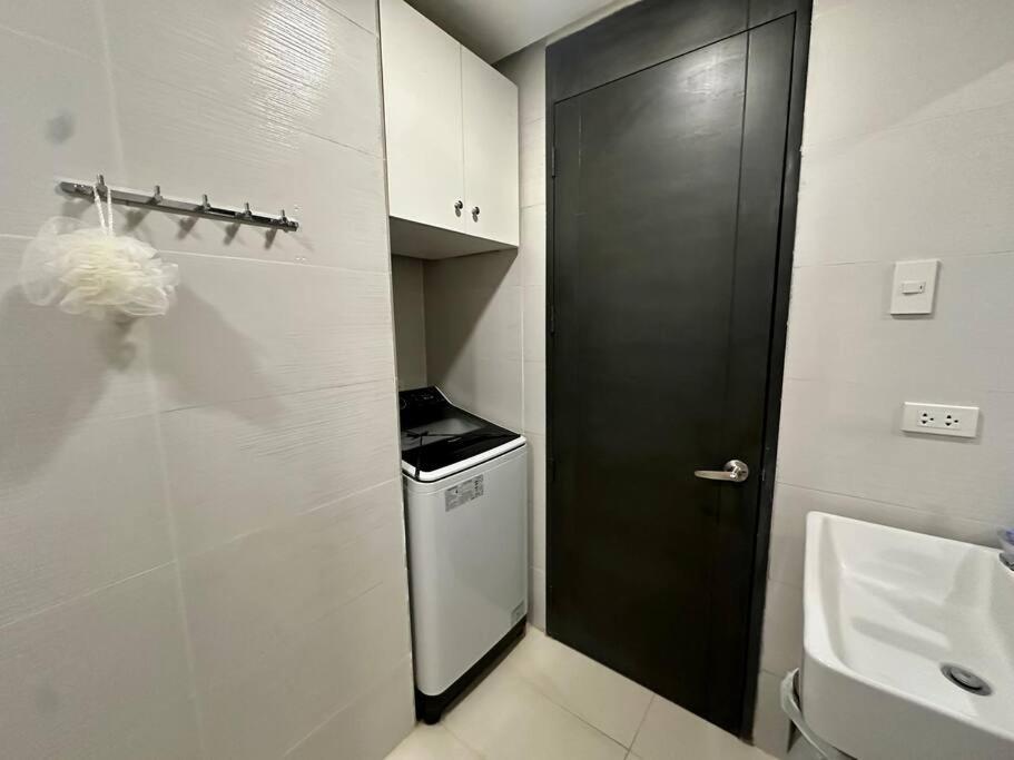 Two-storey Garden Loft At Baseline Premier Apartment *