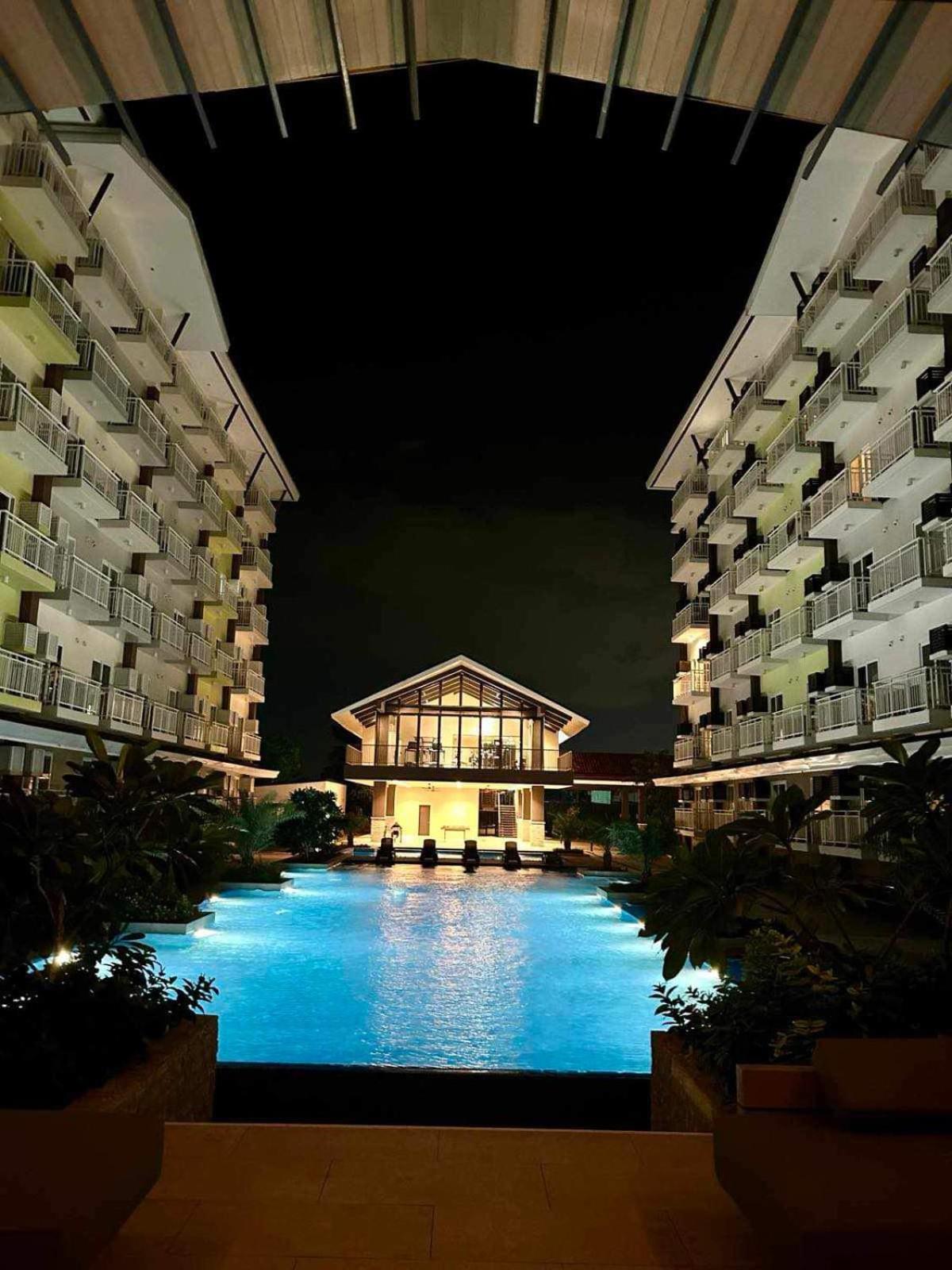 Cozy And Sunny Near To Mactan Cebu International Airport - Amani Grand & Residences Apartment Lapu-Lapu City