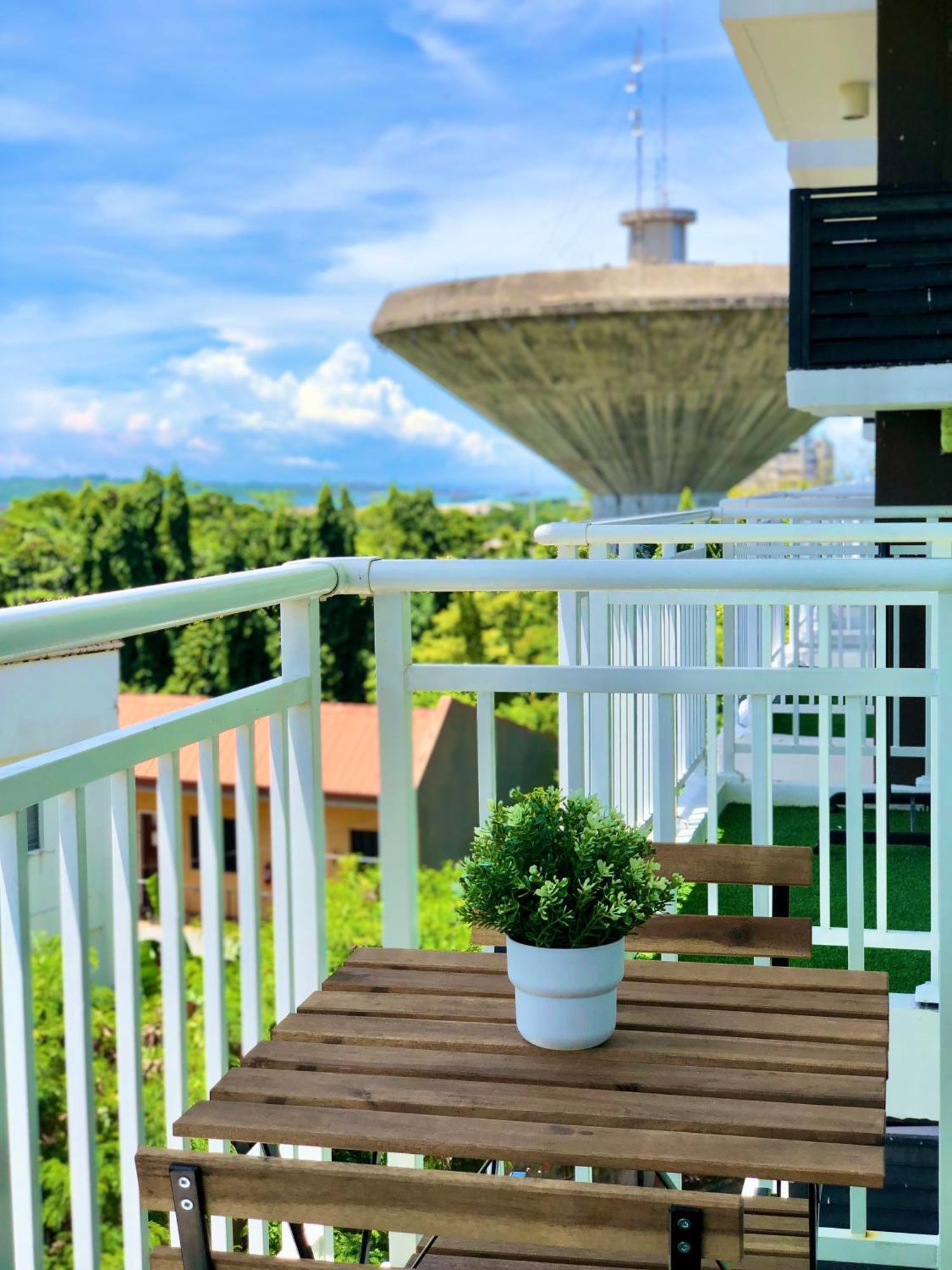 Cozy And Sunny Near To Mactan Cebu International Airport - Amani Grand & Residences Apartment *