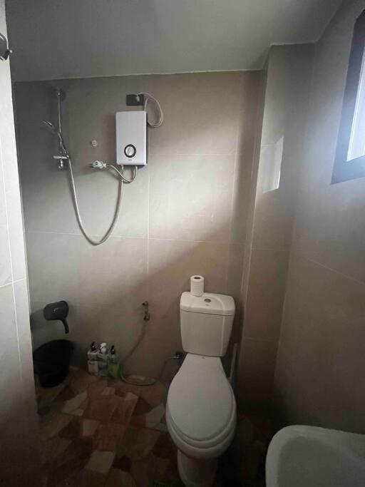 In Mactan, Cebu Rm 202 Apartment