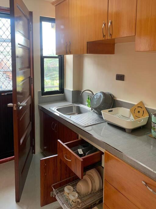 In Mactan, Cebu Rm 202 * Lapu-Lapu City