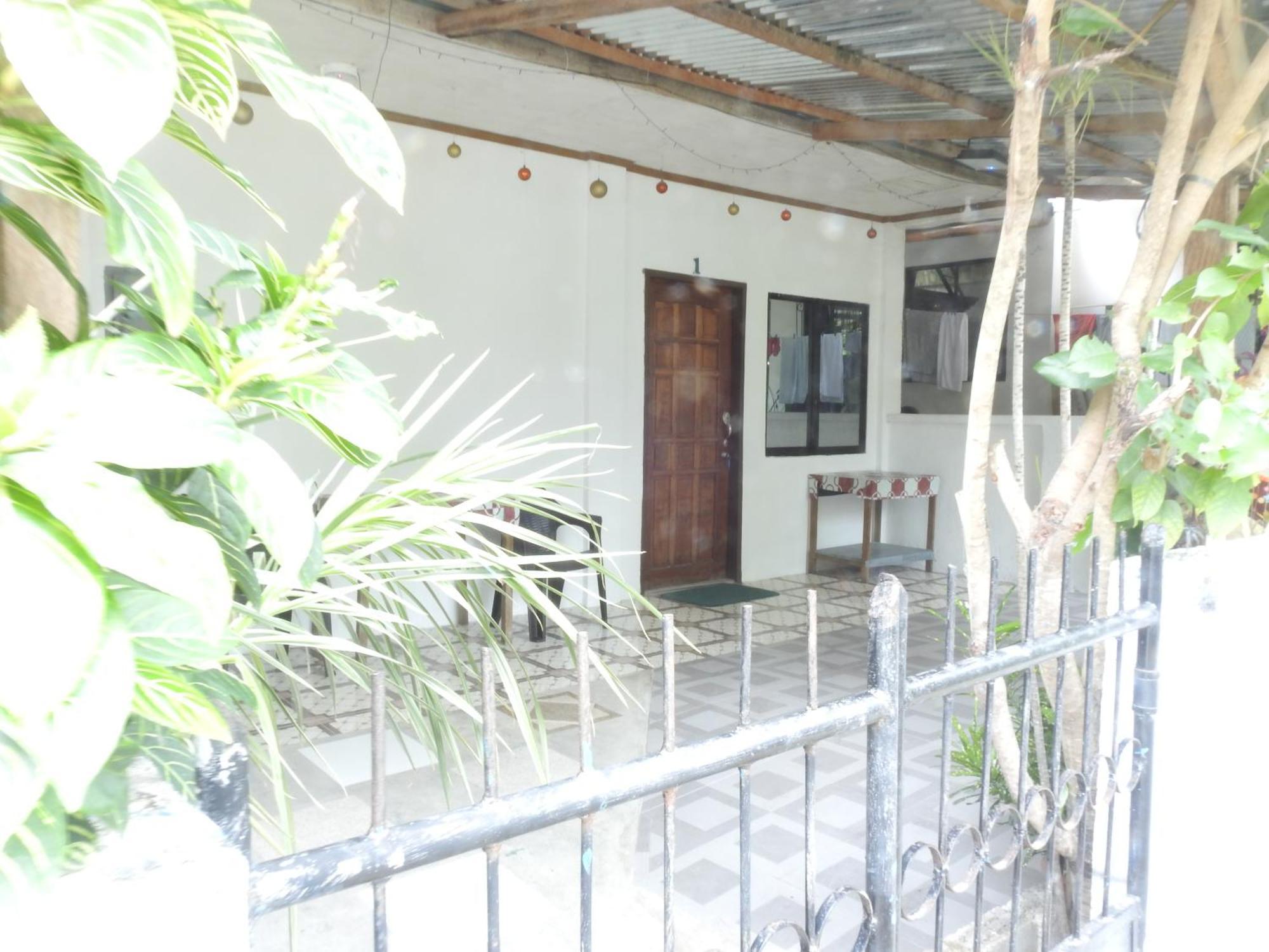 Pacifico Seaside bahay-panuluyan Moalboal