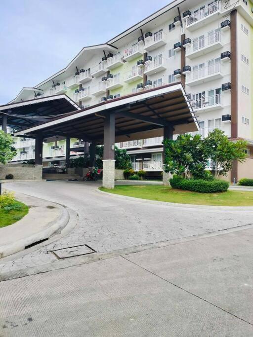 Apartamento Pool View 333b At Amani Grand Near Mactan Cebu Airport Lapu-Lapu City