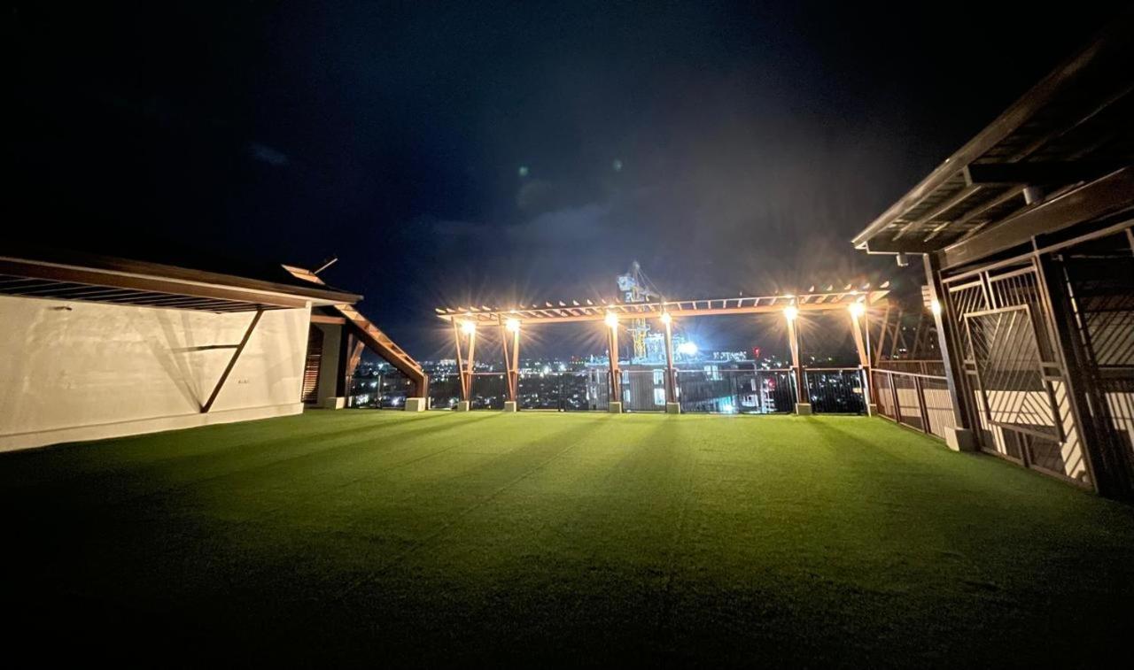 Royal Oceancrest Mactan - Type Unit 0215b Apartment