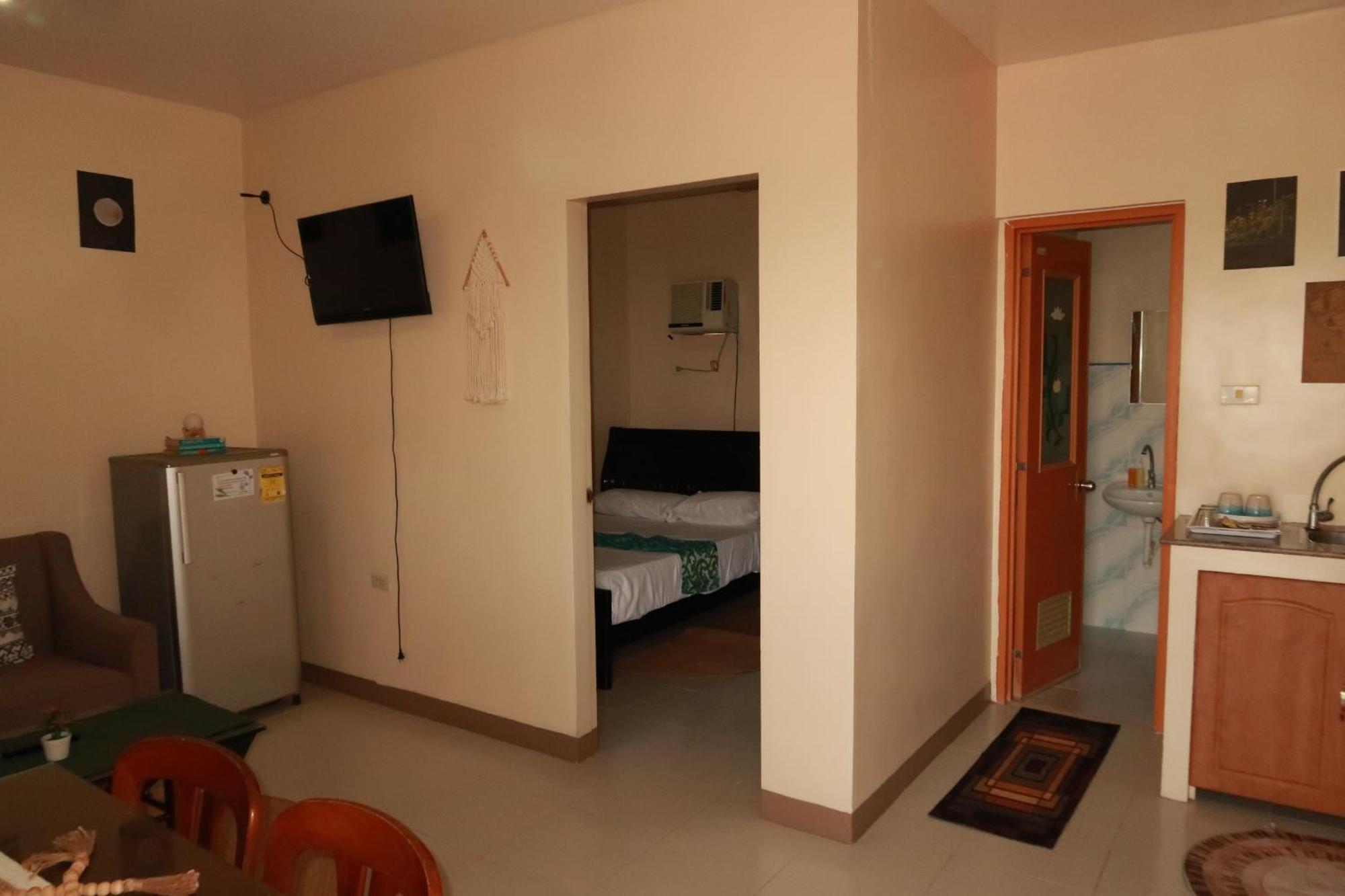 Jo-cris Apartelle Lapu-Lapu City